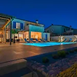 Vila Martina By Istrialux Jursici